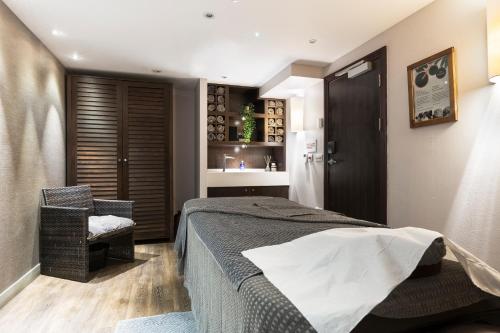 Radisson Blu Hotel, Edinburgh City Centre photo 107