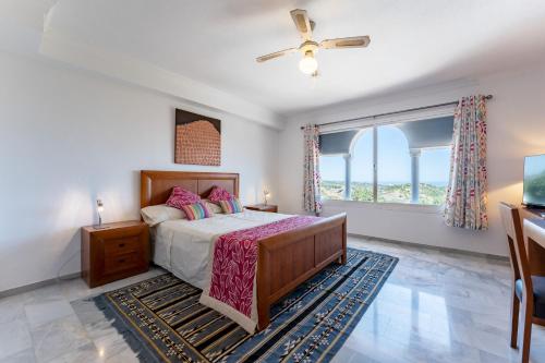 CT 413 - Faro's La Suite Panoramica -Forest Hills Estepona