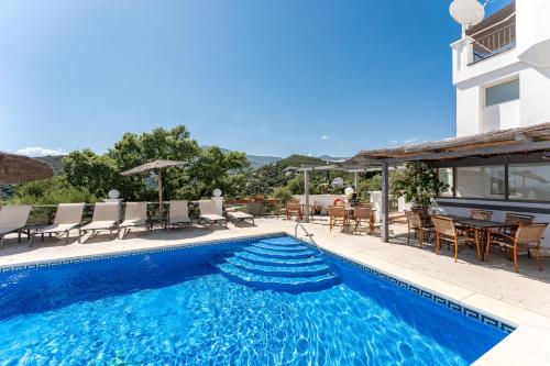 CT 413 - Faro's La Suite Panoramica -Forest Hills Estepona