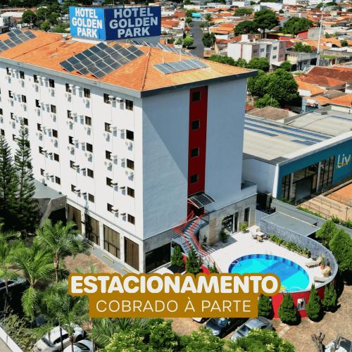 an aerial view of the extricacion inn colombia a park hotel at Hotel Golden Park Uberaba By Nacional Inn in Uberaba