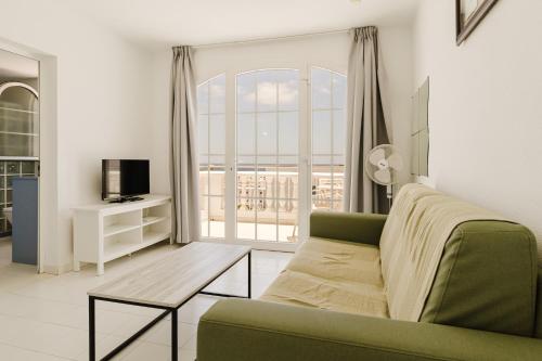 Apartamentos Corona Mar- Select Adults