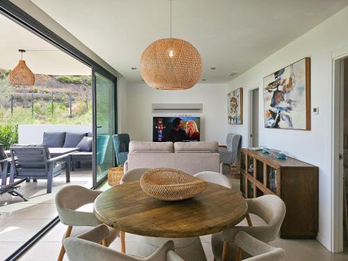Higuerón Prestige homes