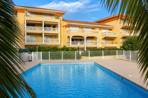 5-peopl studio - sea view- terrace - parking