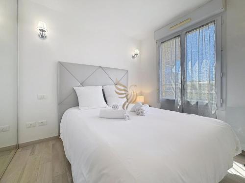 Serenity Getaway–4 people–WiFi–Terrace–Garage