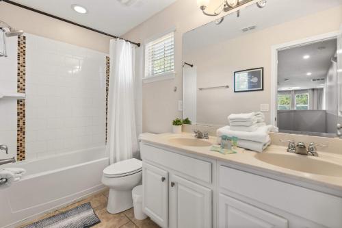 Upstay-Solterra Home with Private Pool & Hot Tub photo 39