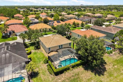 Upstay-Solterra Home with Private Pool & Hot Tub photo 46