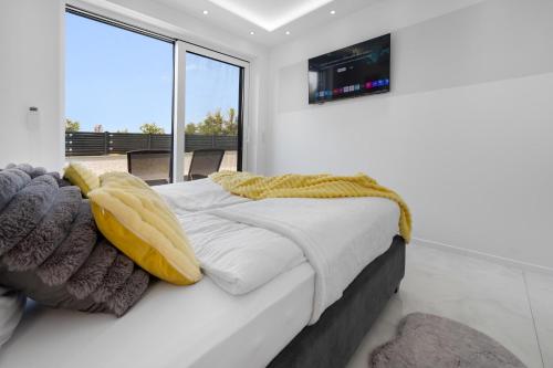 Apartments by Petar - Sun & Pool Residence
