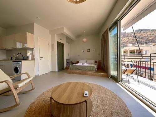 Sunny Studio with Palamidi Castle View, Nafplio