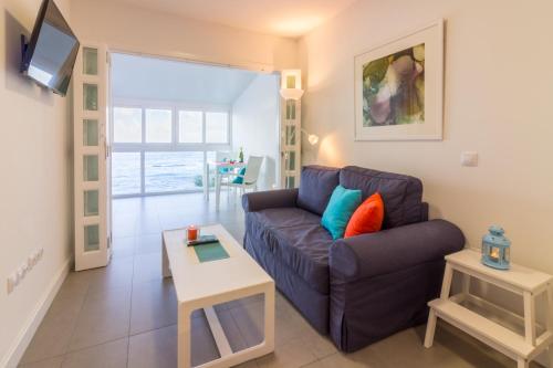 Living Las Canteras Homes - BEACHFRONT LOVE STORY