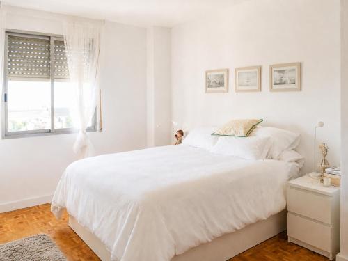 Luxury renovated apartment with terrace in Madrid photo 25