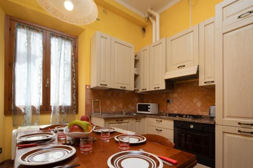 Santa Croce Home