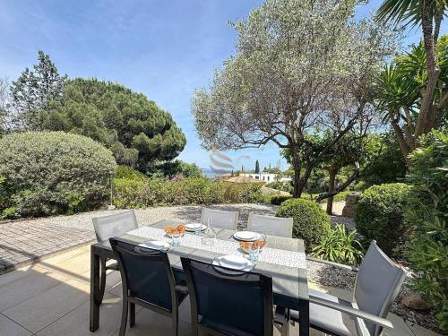 Sea View Garden Vue mer, jardin terrain pétanque