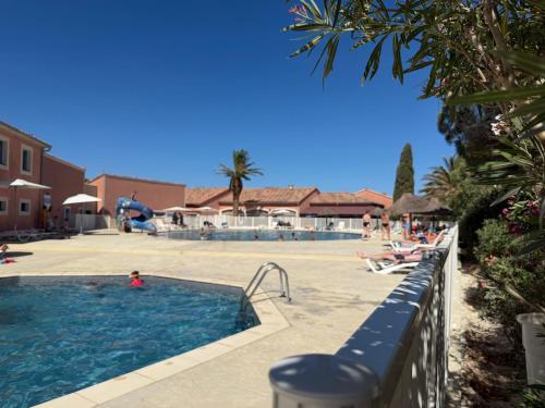 JOLIE MAISON ILE DES PECHEURS dans résidence avec piscine