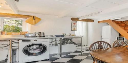 ViaLauraSolera LuxCentralApt