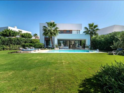 Atalaya Golf Area Marbella Modern Villa