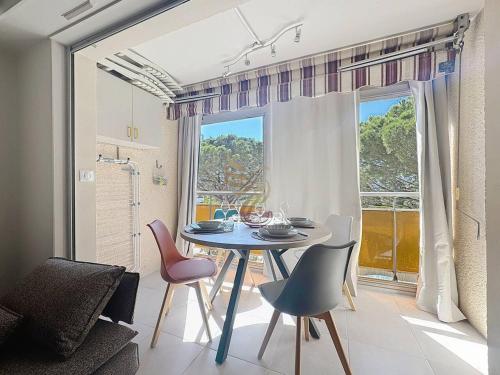 Studio Coco'B, 4p, A/C, Wi-Fi, beach 500m, parking