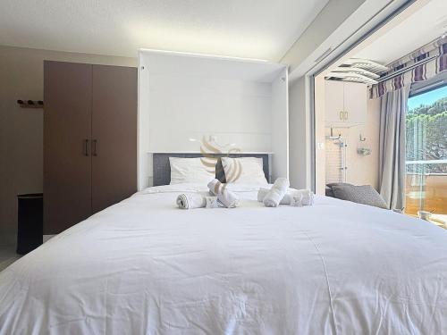 Studio Coco'B, 4p, A/C, Wi-Fi, beach 500m, parking