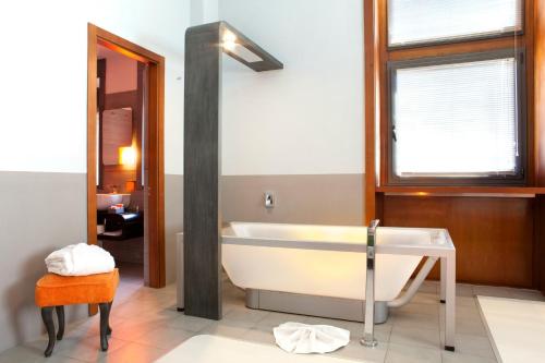 Gallery image of Orange Hotel in Rome