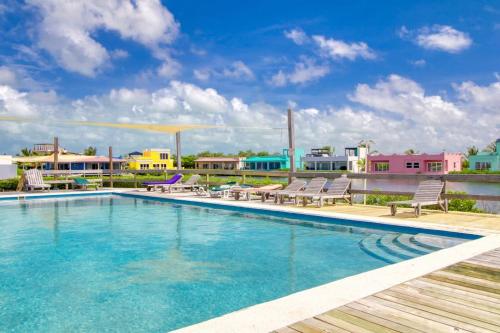 a pool on the roof of a building at Mara Laguna I301 in San Pedro