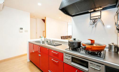 浅草小胎楼一户建Asakusa Hanahi Asakusa Temple Villa 3 min walk to Asakusa Temple Direct access to Narita and Haneda Airport