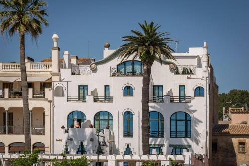 Hotel Diana — Property building