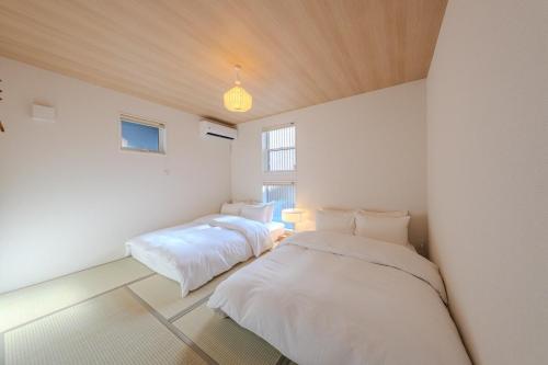 Nikyo Kaze 3 toilets, 2 bathrooms 4 minutes to the station villa in Osaka