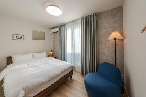 Nikyo Kaze 3 toilets, 2 bathrooms 4 minutes to the station villa in Osaka