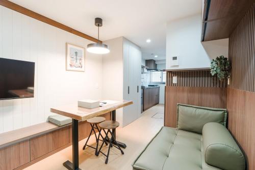 Modern Japanese House 5 Guests Renovated Detached House