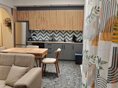 Parea Downtown Apartment - Central Spacious 2BR
