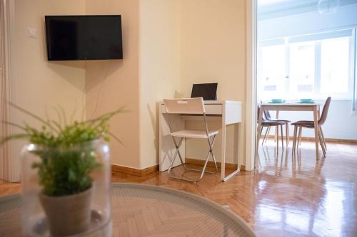 Your home away from home, great location, metro