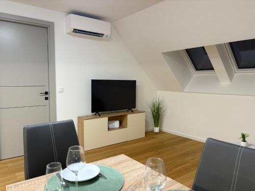Modern & Cozy Apartment - Free Parking & Vineyards