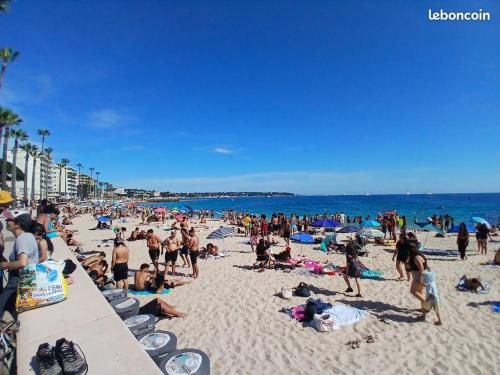 Appartement à 100m de la plage de Juan-les-pins