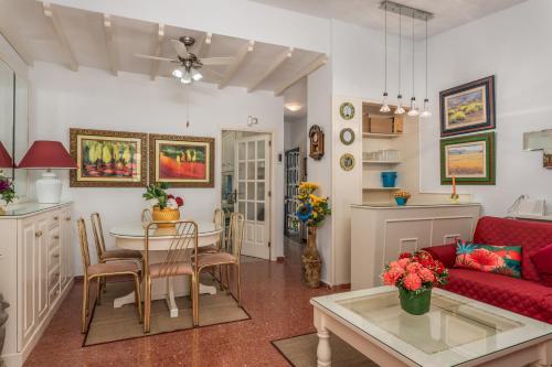 Los Cristianos BBQ & Sunset Villa