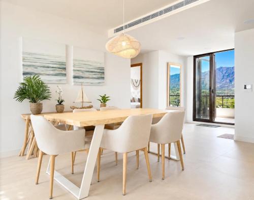 Estepona Golf Retreat