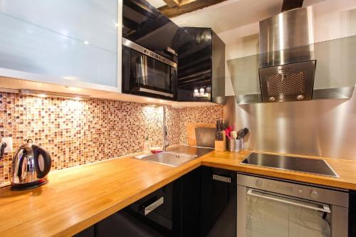 Appartement spacieux au cœur de Paris 75 m² avec vue sur la ville
