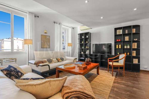 REF 1994 - Cannes Croisette - 5 mins to the Palais