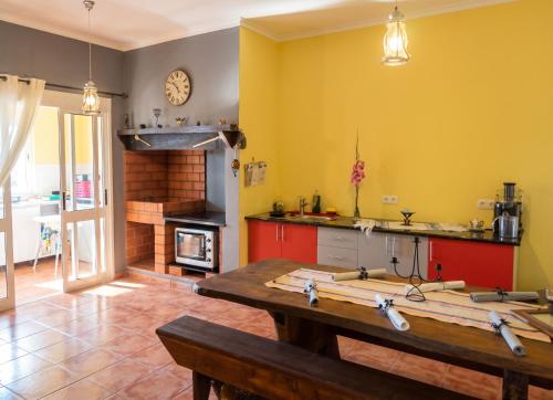 Charming lodge in Ponta do Sol with private pool