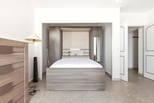 Bright Studio Apartment Paris 12th Near Metro