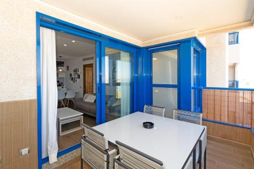 GuestReady - Beachside apartment with Pool
