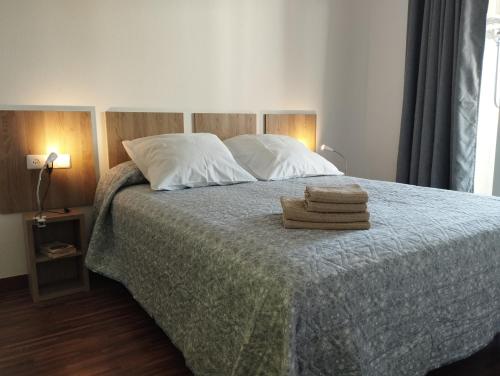 Spacious apartment in Roses, 60 m², shared pool