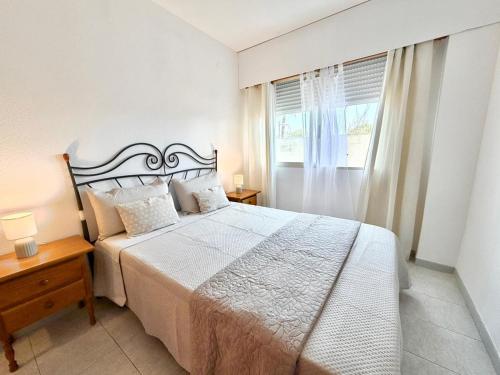apartamento acogedor con piscinas