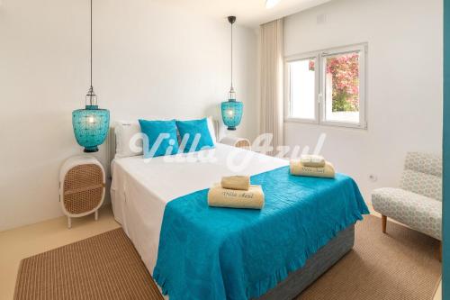 Elegant villa with private pool in Quarteira