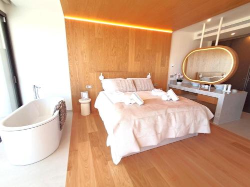 Luxury 2 Bed Retreat South Residences El Higuerón