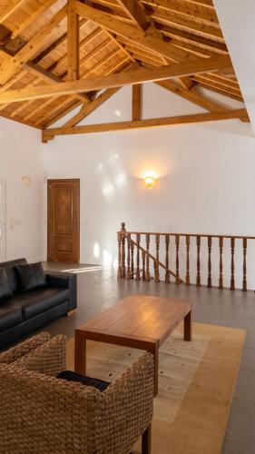 Spacious House with Sea View in Angra do Heroísmo
