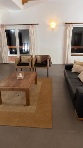Spacious House with Sea View in Angra do Heroísmo
