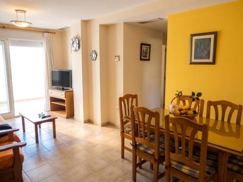 Charming Apartment in Dénia with Shared Pool
