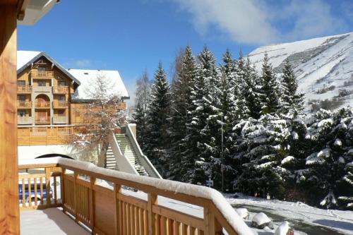 Appartement chaleureux aux Deux Alpes - 68 m² - Vue montagne