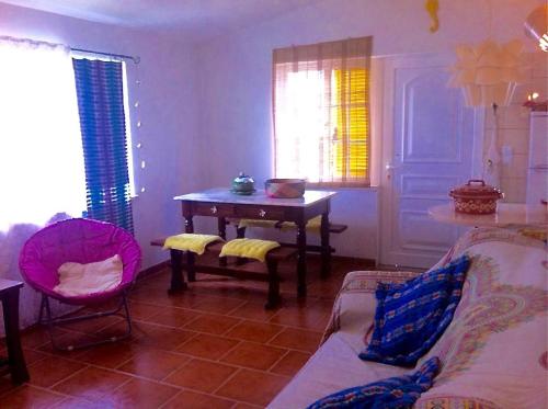 Charming house in Nazaré with terrace and parking