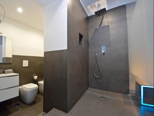 Modern Apartment in Napoli + Balcony