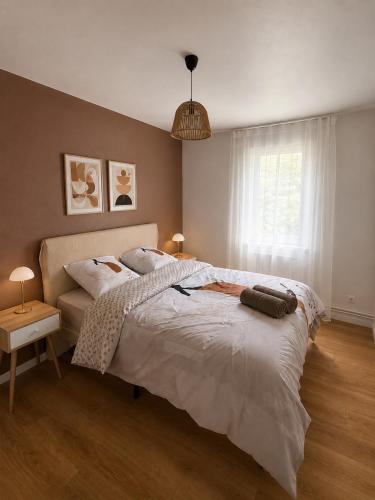Villa Occitane - Elegant 6 Bedroom House with Garden